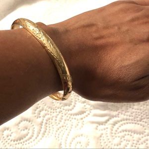 Vintage 10k Yellow Gold Bangle Bracelet